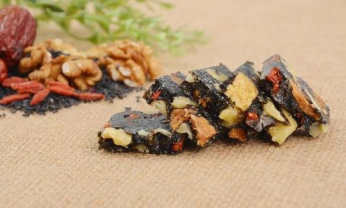 天热脸上总是痒是怎么回事-天热脸上痒有小疹子网 - 网站提供天热脸上起红疹子怎么回事小常识、天热脸上痒是什么原因